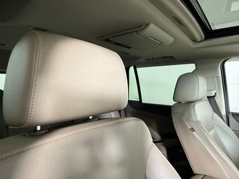 Used 2017 GMC Yukon SLT w/ Open Road Package image 38