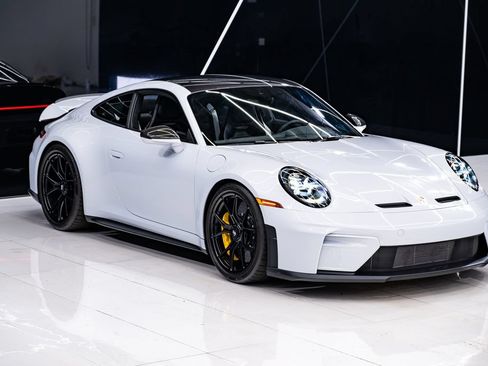 Used 2026 Porsche 911 GT3 RWD image 7