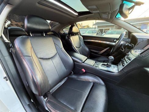 Used 2015 INFINITI Q60 Sport Limited image 13