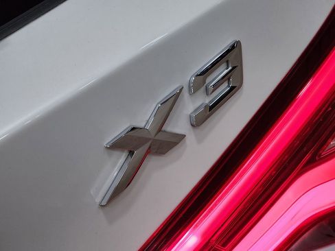 Used 2018 BMW X3 xDrive30i image 25