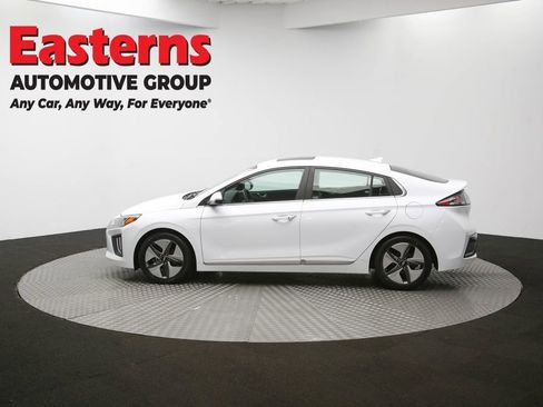 Used 2022 Hyundai Ioniq Limited image 61