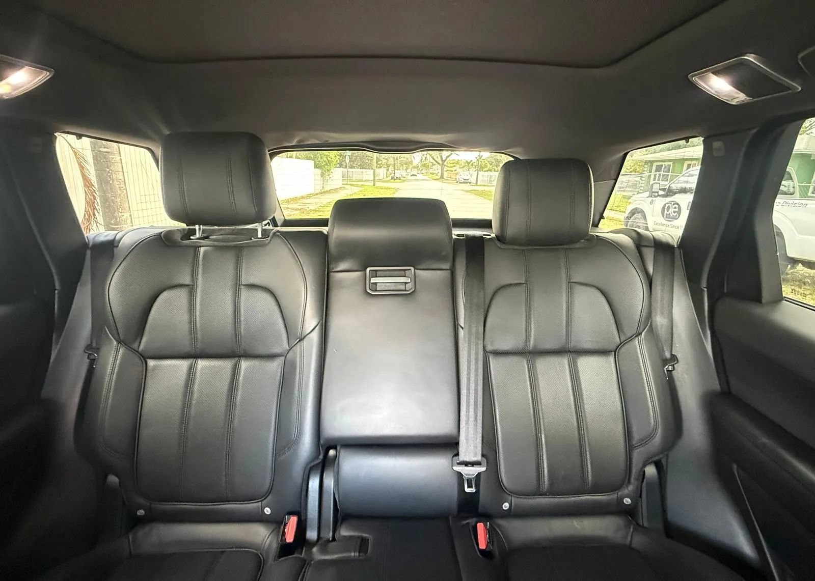 Used 2016 Land Rover Range Rover Sport HSE AWD/4WD image 5
