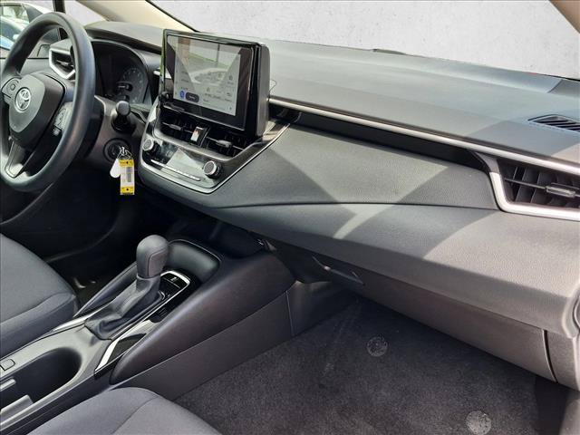 Used 2025 Toyota Corolla LE FWD image 20