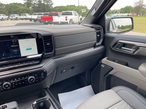 New 2026 Chevrolet Silverado 1500 ZR2 w/ LPO, Dark Essentials Package AWD/4WD image 27