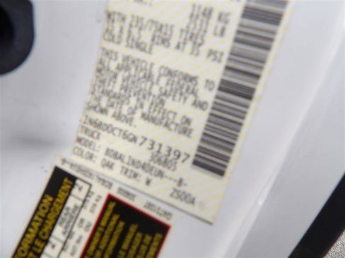 Used 2016 Nissan Frontier S image 21