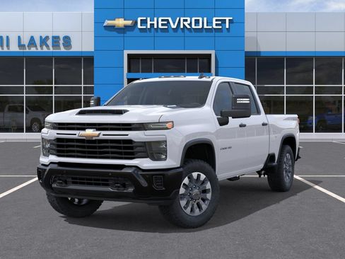 New 2026 Chevrolet Silverado 2500 Custom w/ Custom Value Package AWD/4WD image 6