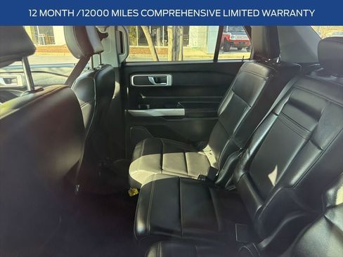 Certified 2022 Ford Explorer XLT w/ Equipment Group 202A image 5