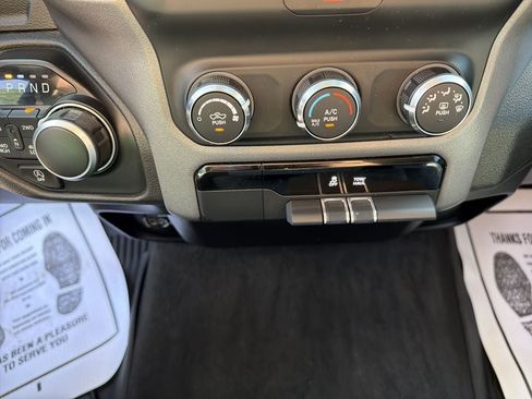 Used 2020 RAM 1500 Big Horn AWD/4WD image 22