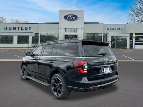 Used 2022 Ford Expedition Limited AWD/4WD image 5