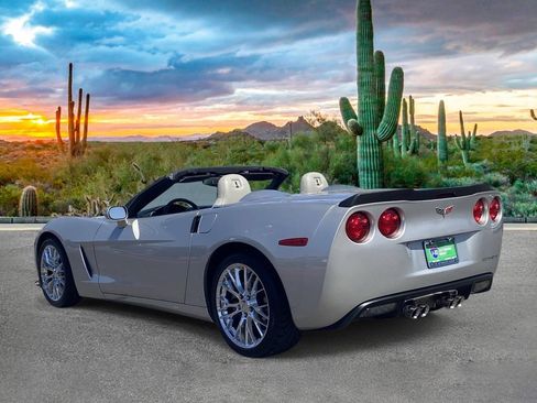 Used 2006 Chevrolet Corvette Convertible RWD image 5