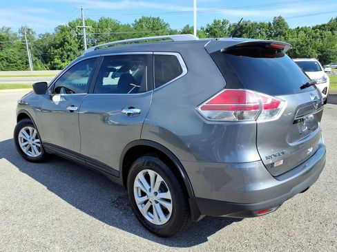 Used 2015 Nissan Rogue SV FWD image 17