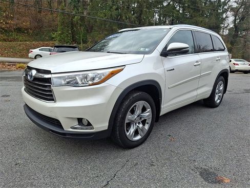 Used 2015 Toyota Highlander Limited image 4