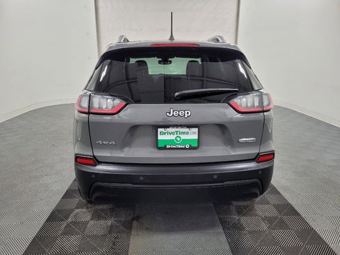 Used 2020 Jeep Cherokee Latitude Plus w/ Comfort/Convenience Group AWD/4WD image 6
