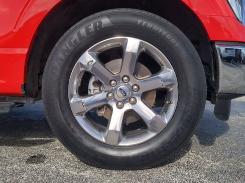 Used 2022 Ford F150 XLT w/ Equipment Group 302A High RWD image 11