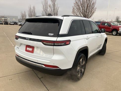 Used 2022 Jeep Grand Cherokee Limited 4xe image 6