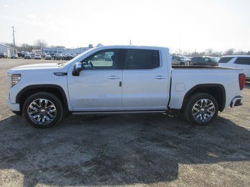 New 2026 GMC Sierra 1500 Denali image 10
