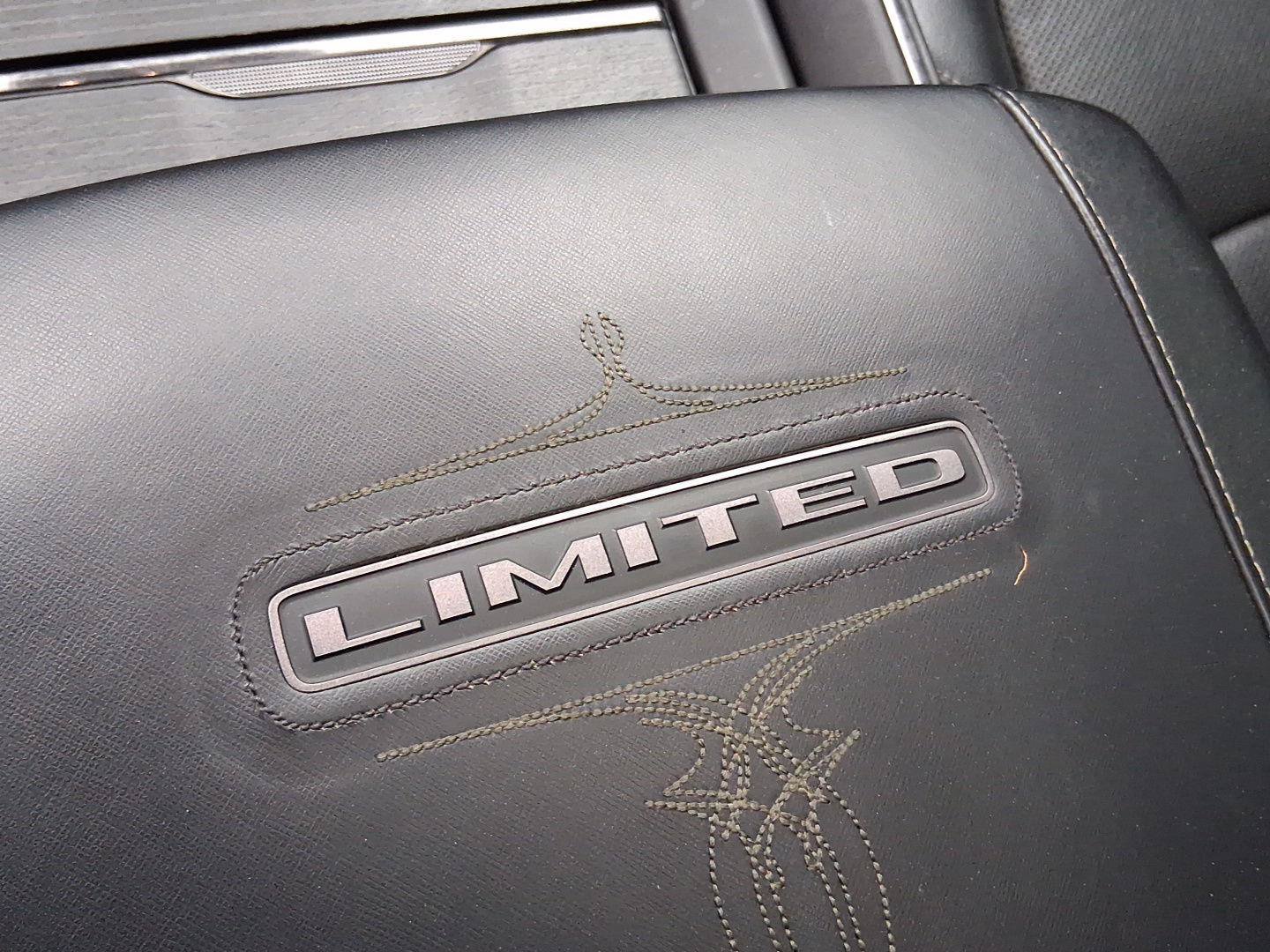 Used 2023 RAM 3500 Limited AWD/4WD image 26