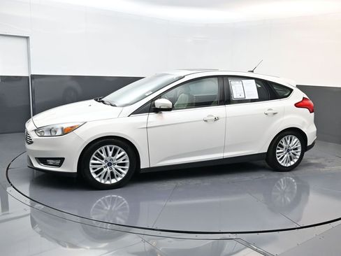 Used 2018 Ford Focus Titanium image 9