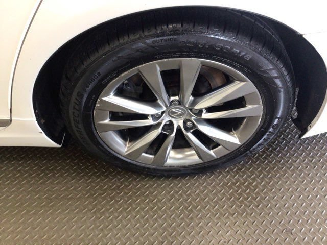 Used 2016 Lexus LS 460 AWD w/ Comfort Package image 26