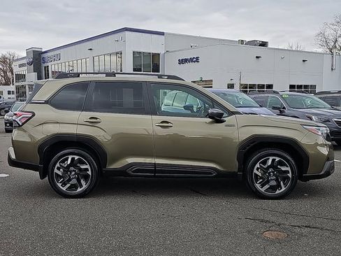 Certified 2025 Subaru Forester Limited AWD/4WD image 8