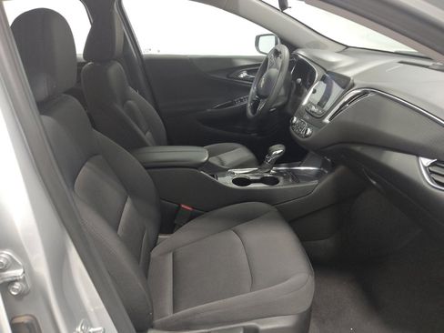 Used 2021 Chevrolet Malibu LT FWD image 21
