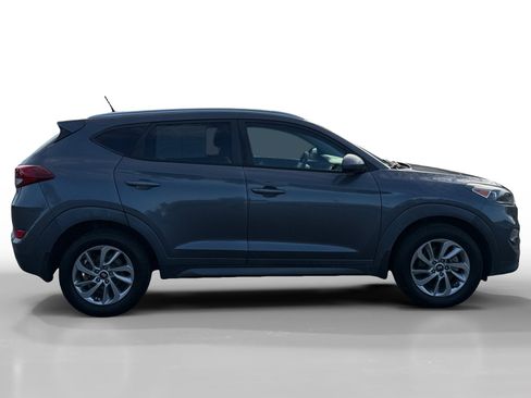 Used 2016 Hyundai Tucson SE w/ Option Group 02 image 6