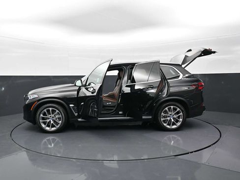 Used 2024 BMW X5 xDrive50e w/ Premium Package AWD/4WD image 36