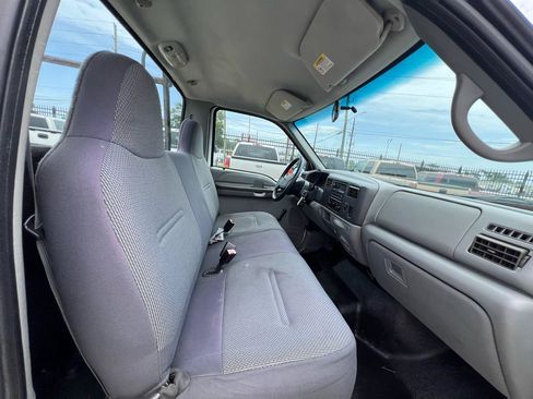 Used 2002 Ford F250 XL RWD image 45