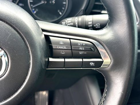Used 2024 MAZDA MAZDA3 s FWD image 18