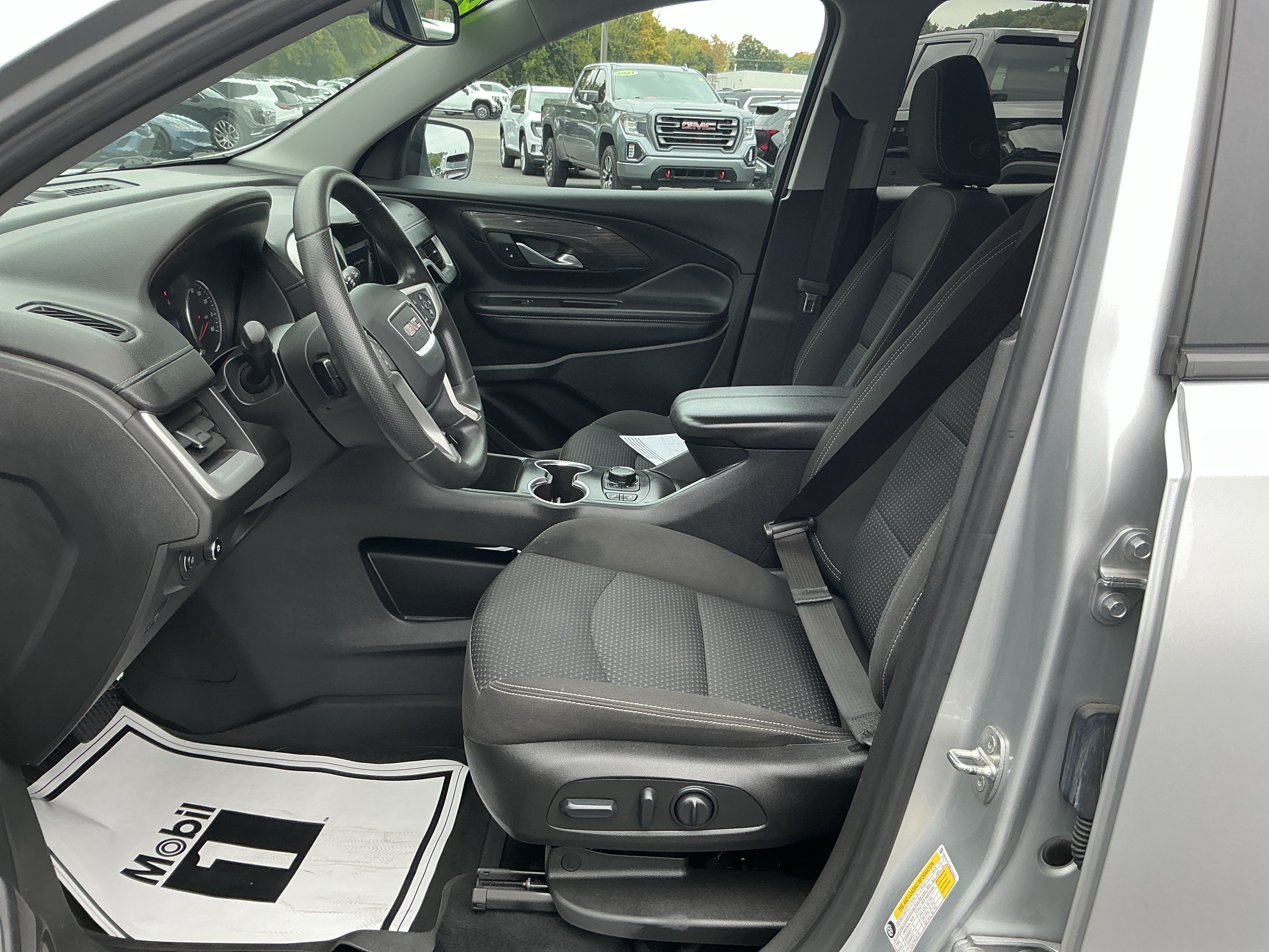 Used 2022 GMC Terrain SLE w/ Driver Convenience Package AWD/4WD image 15