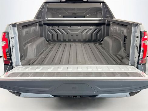 Used 2026 Chevrolet Silverado EV LT AWD/4WD image 24