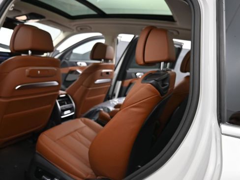 New 2026 BMW X7 xDrive40i image 36