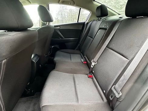 Used 2012 MAZDA MAZDA3 i Touring image 12