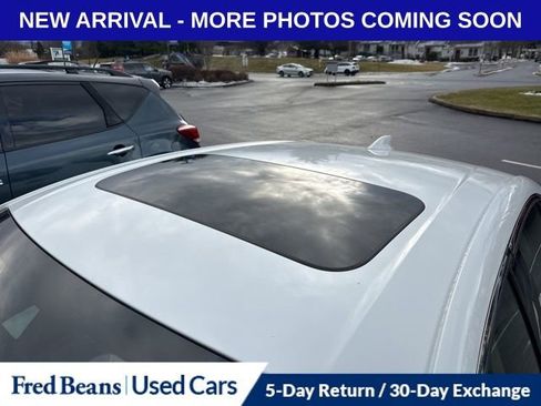 Used 2023 Acura TLX w/ Technology Package image 4