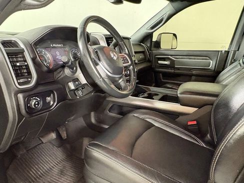 Used 2022 RAM 3500 Big Horn w/ Night Edition AWD/4WD image 21
