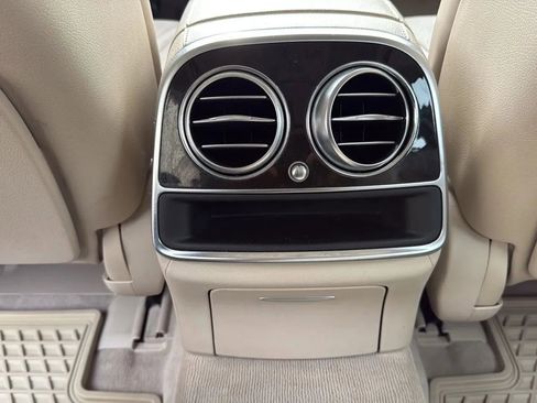 Used 2014 Mercedes-Benz S 550 Sedan image 26
