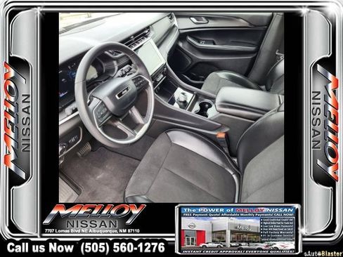 Used 2024 Jeep Grand Cherokee L Laredo image 8