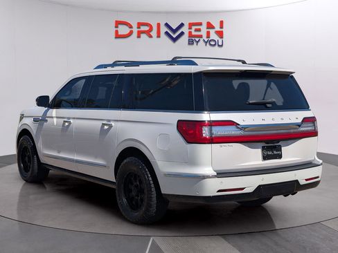Used 2019 Lincoln Navigator L Reserve w/ Cargo Package image 3