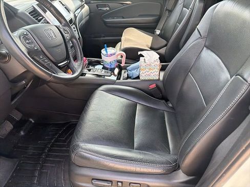Used 2018 Honda Pilot Elite image 5