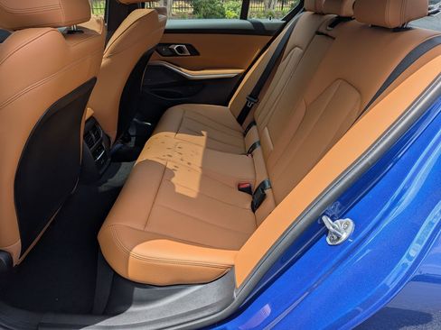 New 2026 BMW 330i Sedan w/ M Sport Package RWD image 30