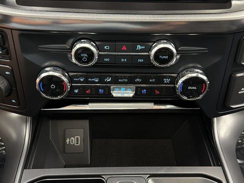 Used 2026 Ford F150 Lariat AWD/4WD image 23