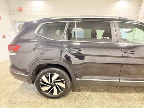 Used 2025 Volkswagen Atlas SEL image 7