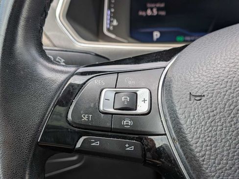 Used 2019 Volkswagen Tiguan SEL Premium AWD/4WD image 24