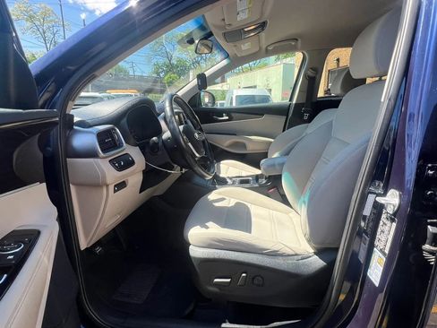 Used 2020 Kia Sorento LX w/ LX I4 Convenience Package AWD/4WD image 26