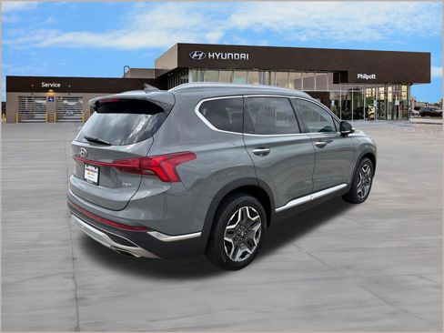 Used 2022 Hyundai Santa Fe Limited w/ Cargo Package FWD image 8