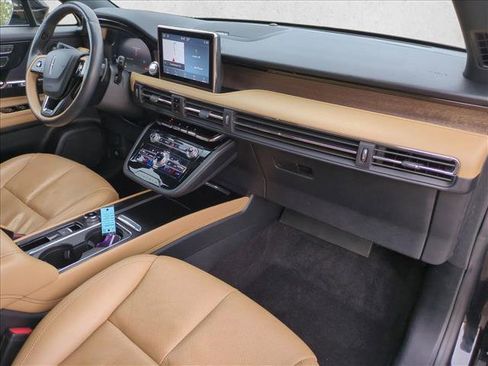 Used 2021 Lincoln Corsair Reserve w/ Elements Package image 22