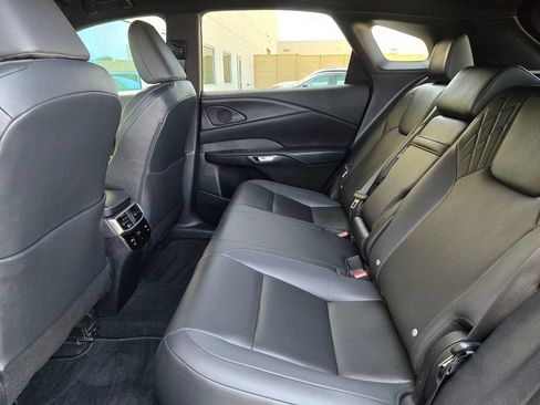 Used 2025 Lexus RX 350 FWD w/ Technology Package image 14