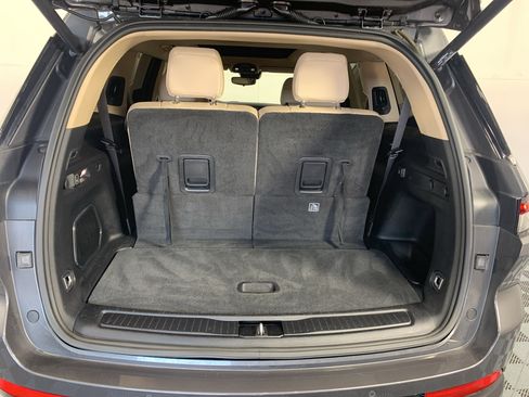 Used 2021 Jeep Grand Cherokee L Limited RWD image 33