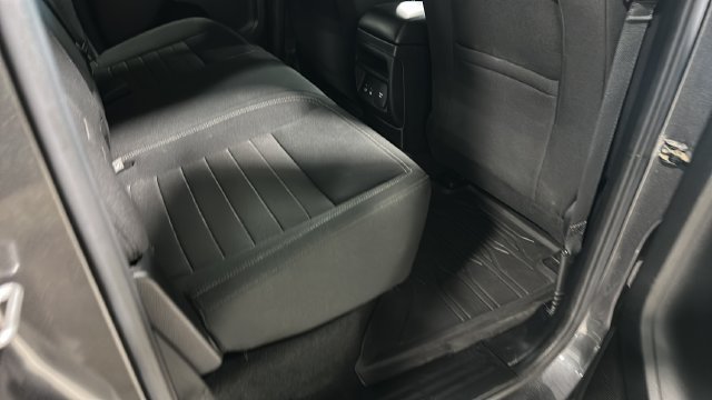 Used 2019 Ford Ranger XLT w/ Equipment Group 302A Luxury AWD/4WD image 32
