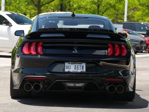 Used 2022 Ford Mustang Shelby GT500 w/ Technology Package RWD image 14